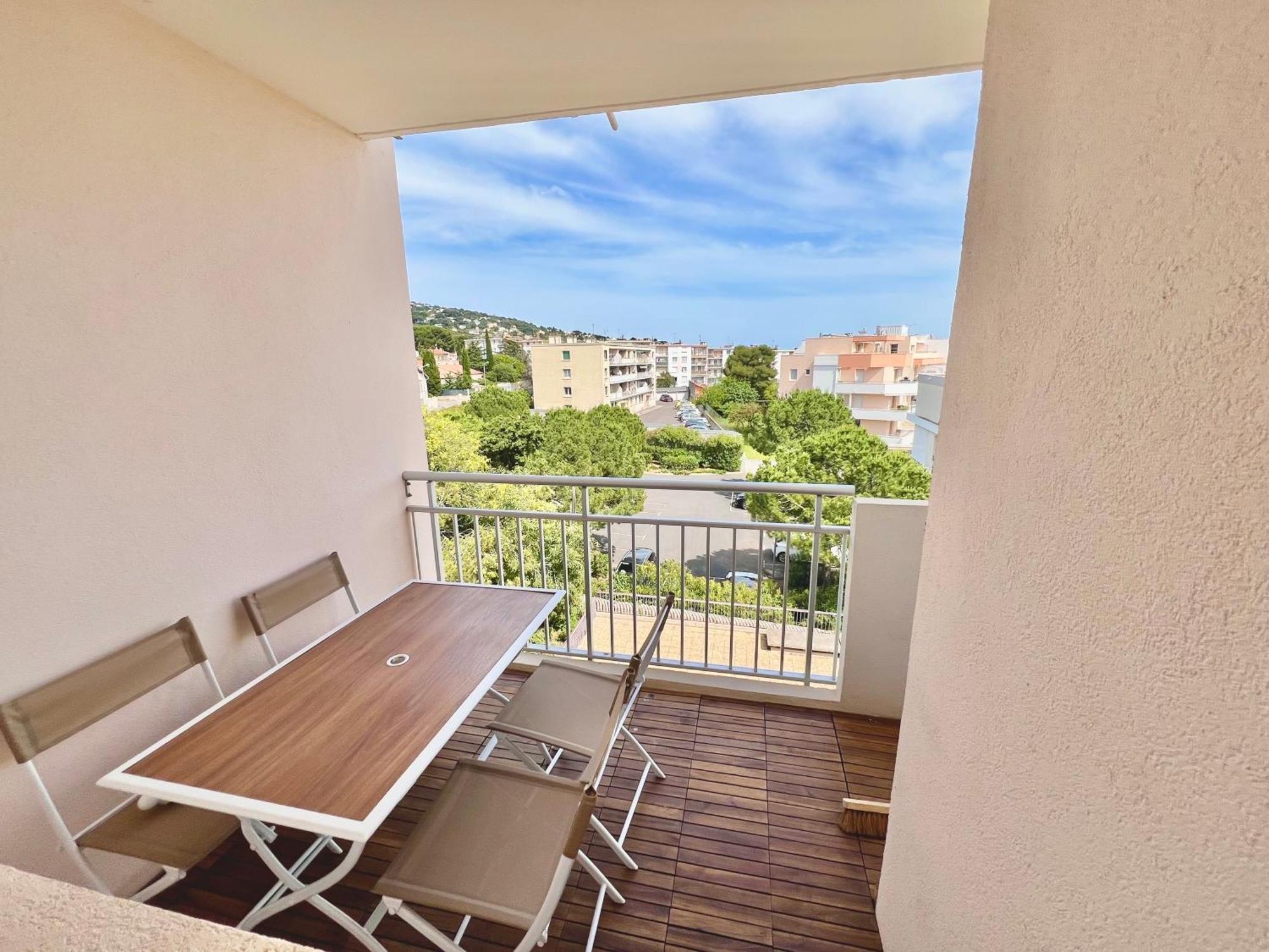 Spacieux T3 Terrasse Vue Mer Sete Exterior photo